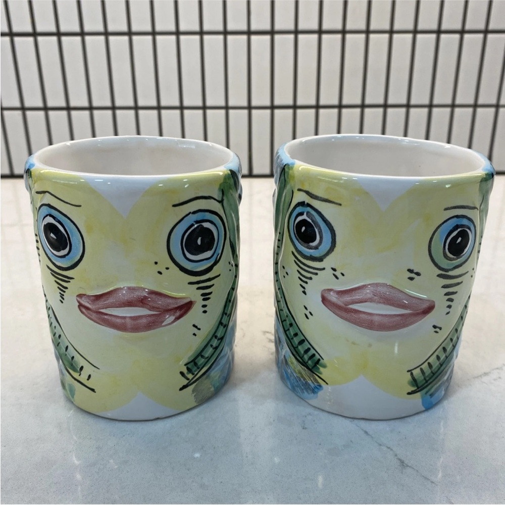 Vietri Kissing Fish Handmade Mug Made in Italy Yellow Blue Pink 2